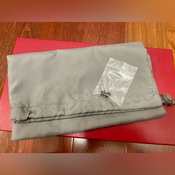 Salvatore Ferragamo Vera Bow Robes I Pumps - Size 9 - Picture 8 of 10